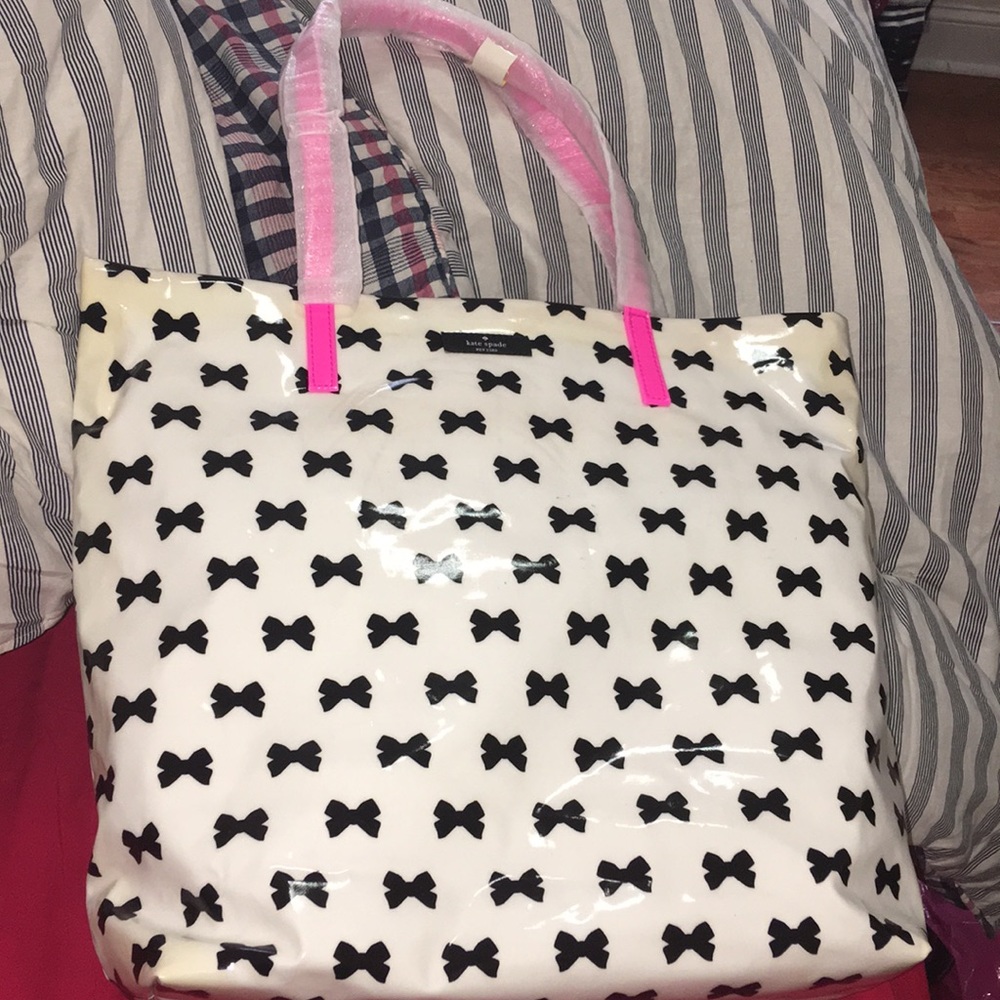 Black White Pink Shopper SOLD OUT ON ANOTHER SITE!